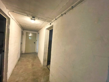 Flur Keller - Zweifamilienhaus mit Perspektive – Kapitalanlage & Eigennutzung in Harsum