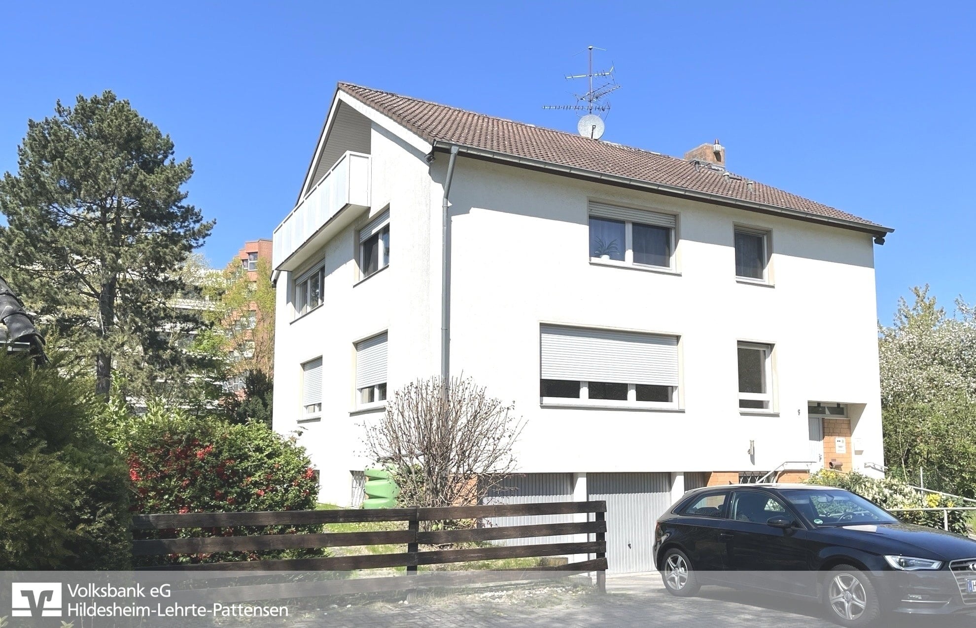 Frontansicht - 3-Familienhaus mit großem Garten in bester Lehrter Stadtlage zur Selbstnutzung oder Vermietung