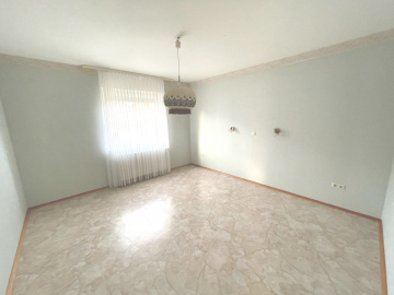 Zimmer EG - Groß-Förste: Familienfreundliches Zuhause mit viel Platz und Gestaltungsmöglichkeiten