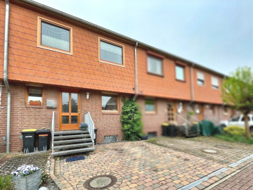 Hausansicht - Gepflegtes Reihenmittelhaus mit schönem Garten in Sehnde-Bolzum