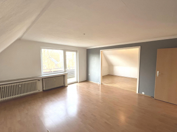 Wohn-/Esszimmer - Lehrte: Helle Eigentumswohnung mit Balkon in ruhiger Südwest-Stadtlage