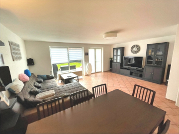 Wohnzimmer - Gepflegtes Reihenendhaus mit Garage und schönem Garten in Algermissen
