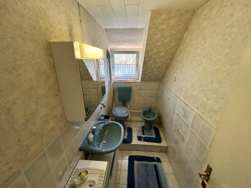 Bad DG - Gepflegtes Ein-/Zweifamilienhaus in ruhiger, zentraler Lage von Gronau!