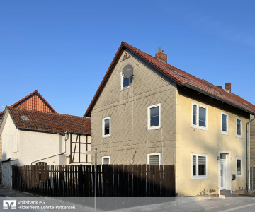 Einfamilienhaus in zentraler Lage von Gronau!, 31028 Gronau, Einfamilienhaus